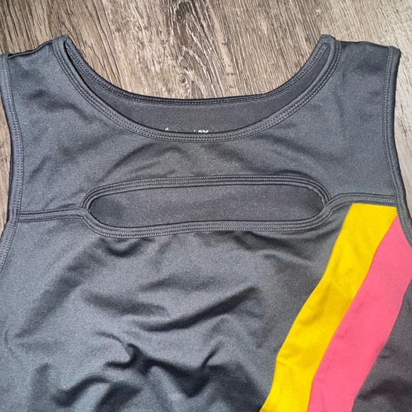 Flirtitude Active Women’s Low Impact Sports Bra Size 3X - Picture 3 of 5